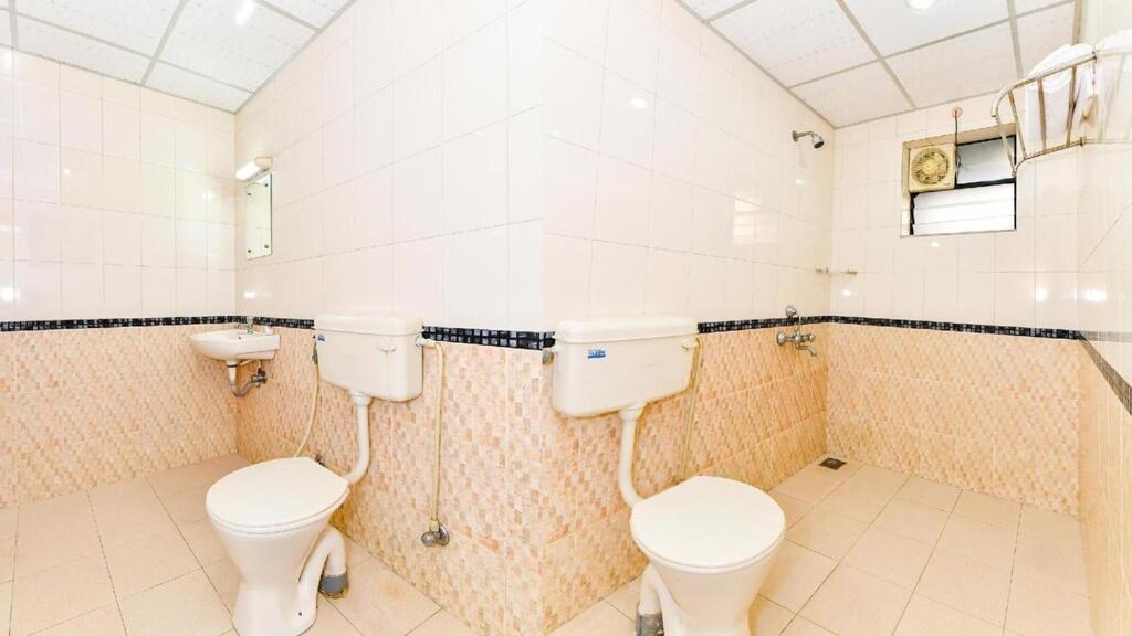 Hotel Tri-Star Residency Kochi Dış mekan fotoğraf
